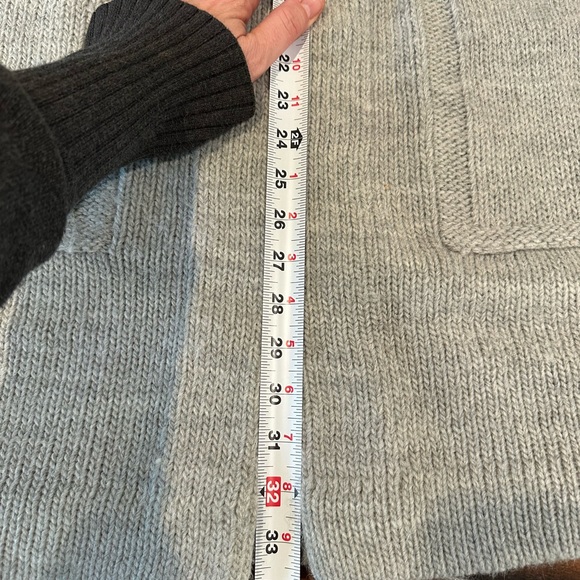 Banana Republic 3/4 sleeve gray cardigan - Picture 6 of 6